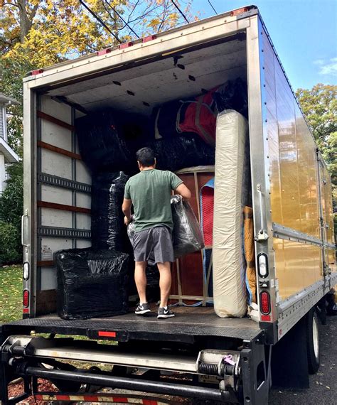 local movers totowa nj How much do movers cost? The average cost of a local move is $1,250